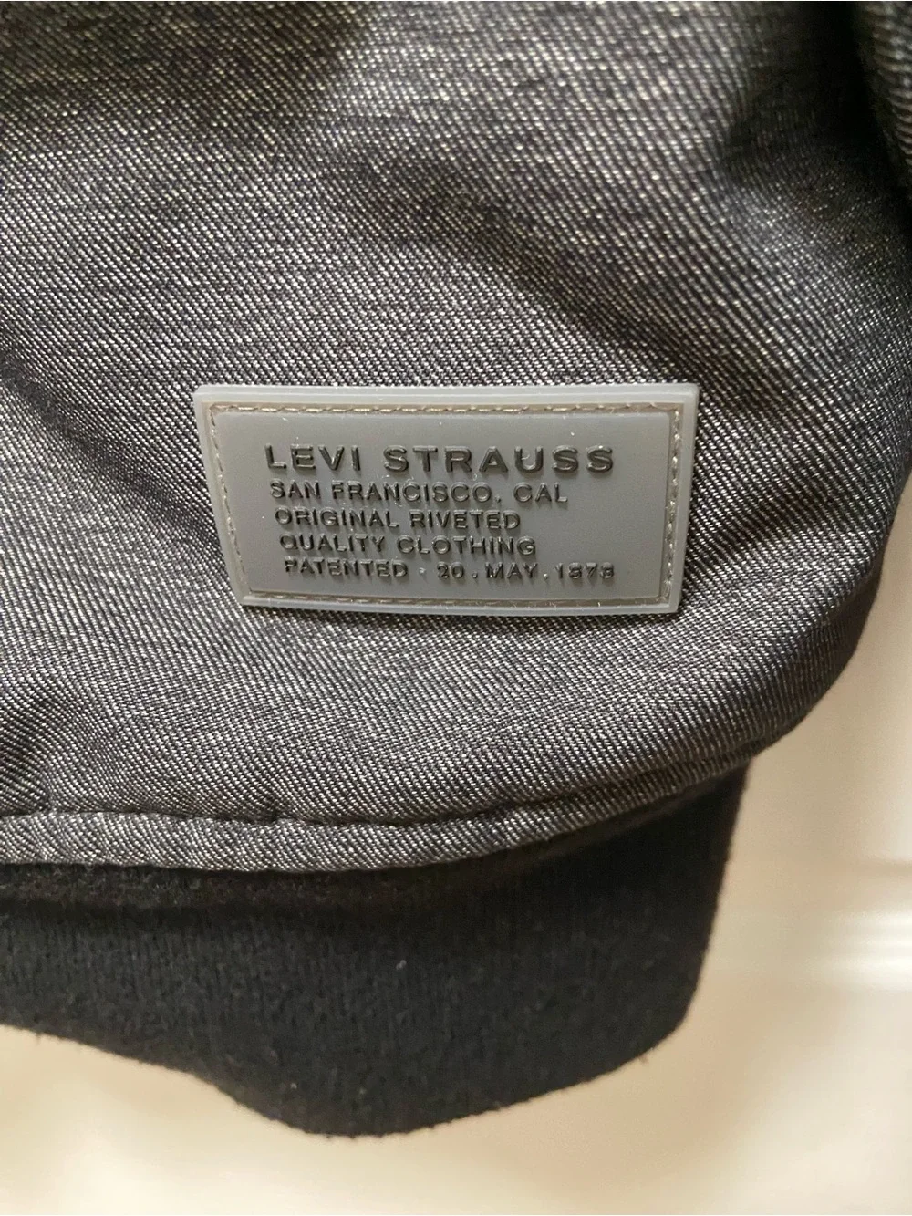 Levi's Men's Soft Shell Sherpa Lined Hooded Bomber Jacket Dark Gray Sz L